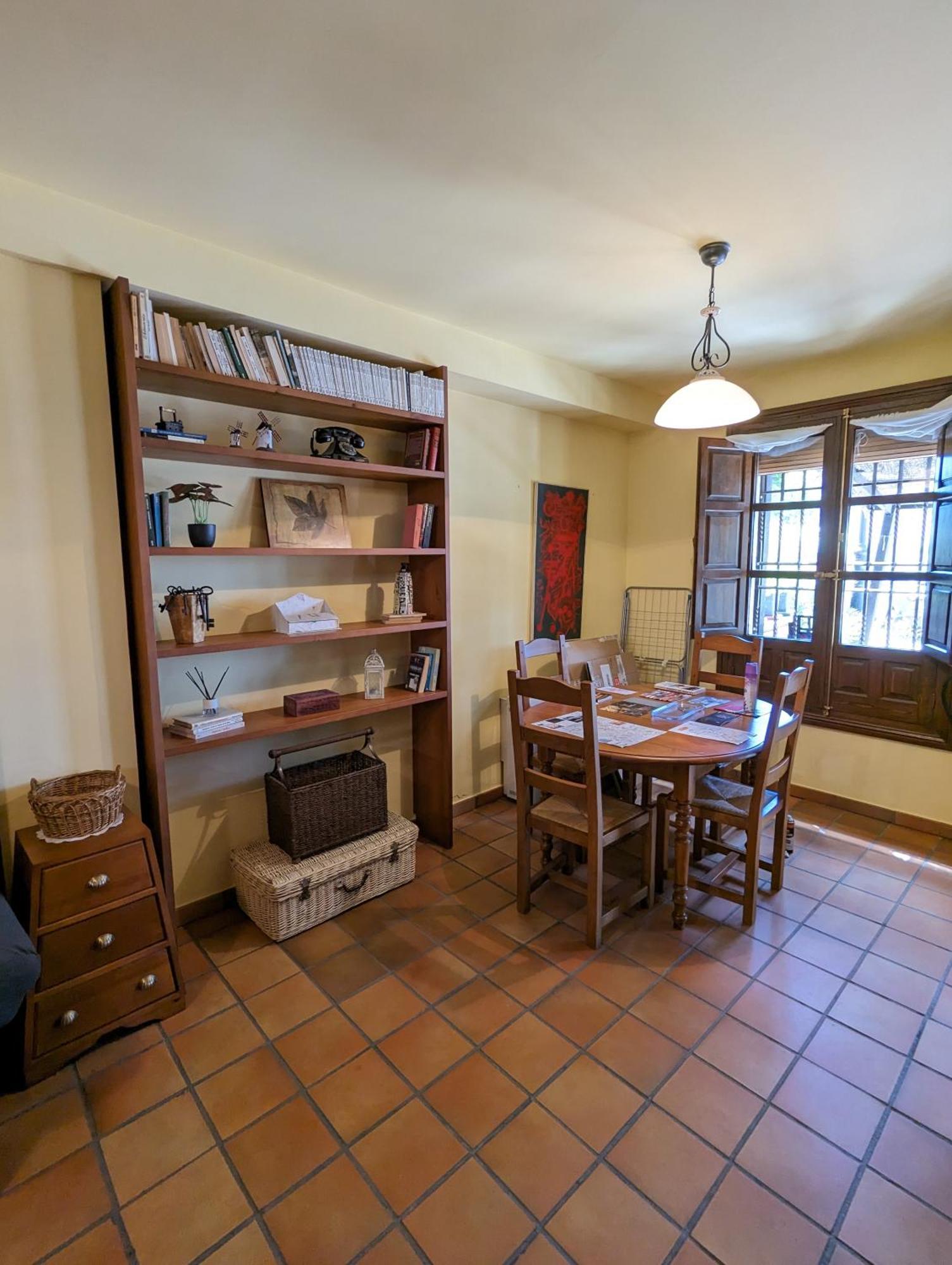 Apartamentos Hoz Del Huecar Куенка Екстериор снимка