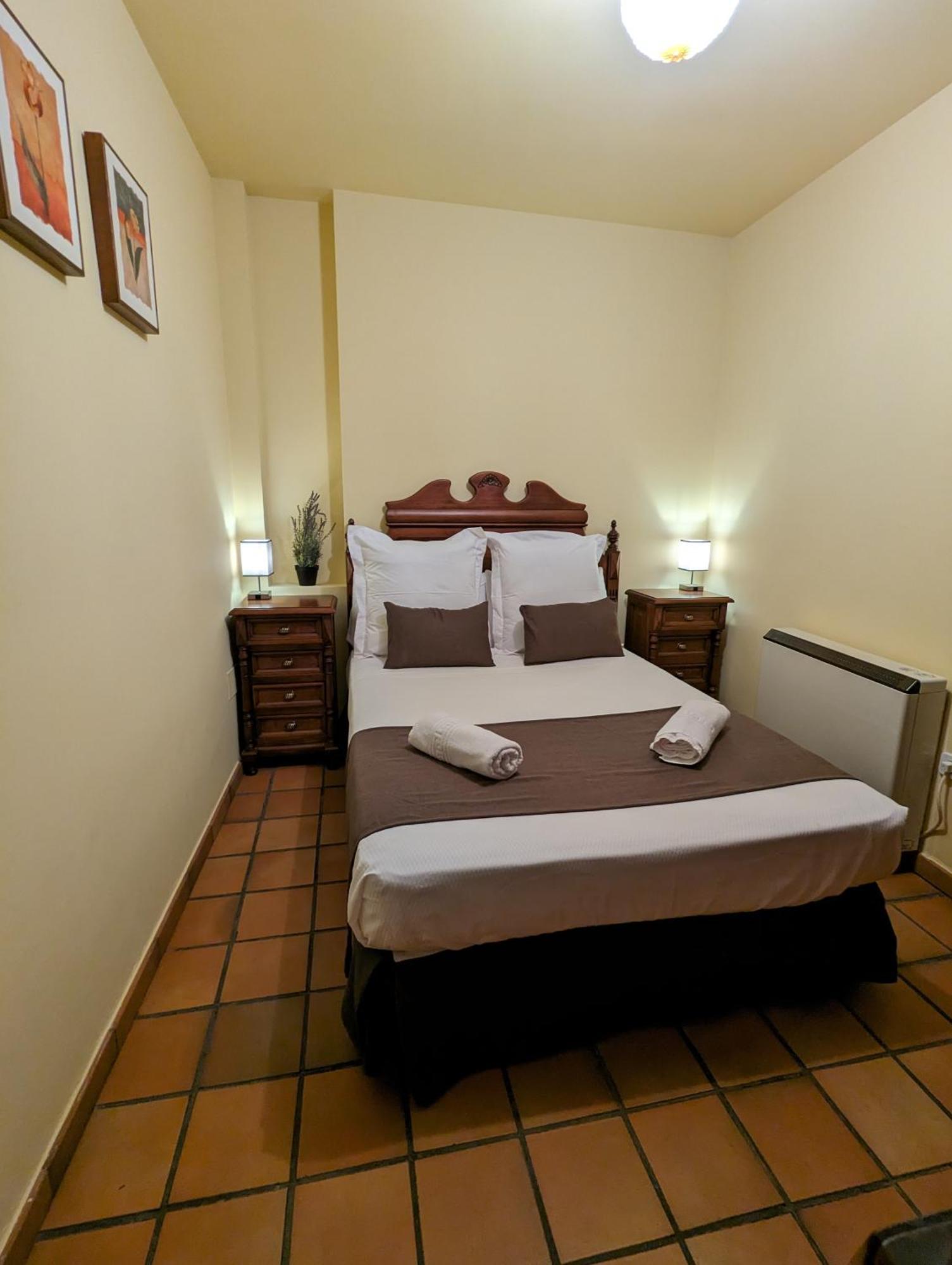 Apartamentos Hoz Del Huecar Куенка Екстериор снимка